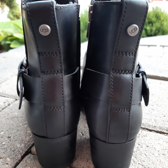 Ugg black leather boots - Picture 3 of 10